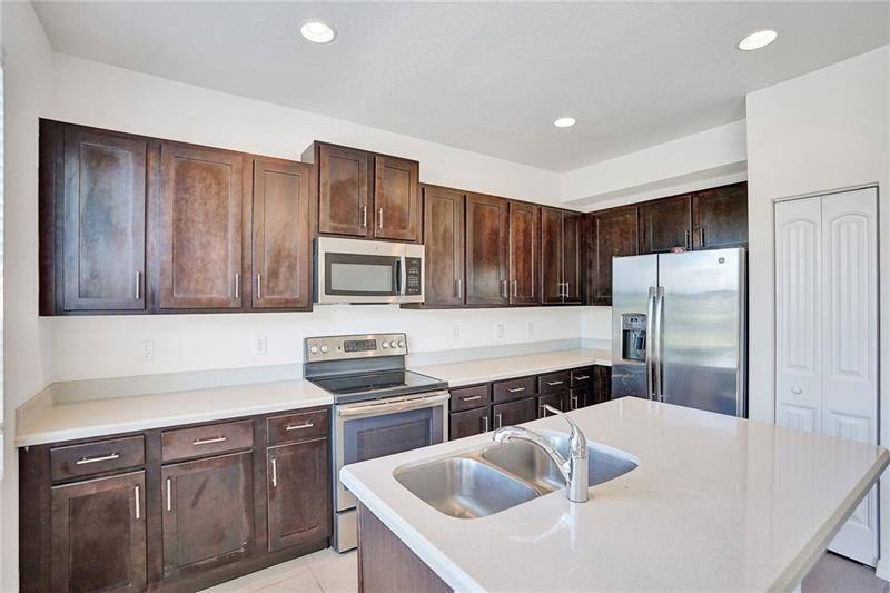 Townhouse for rent at 3313 NW 11th Ave, Pompano Beach, FL 33064