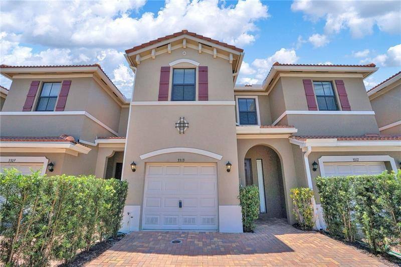 Townhouse for rent at 3313 NW 11th Ave, Pompano Beach, FL 33064