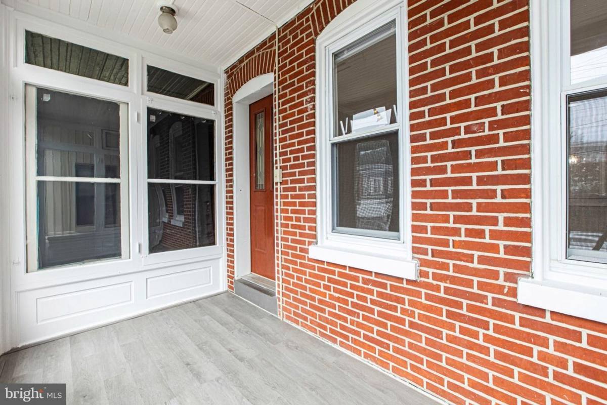 Townhouse for rent at 2923 N Washington St, Wilmington, DE 19802