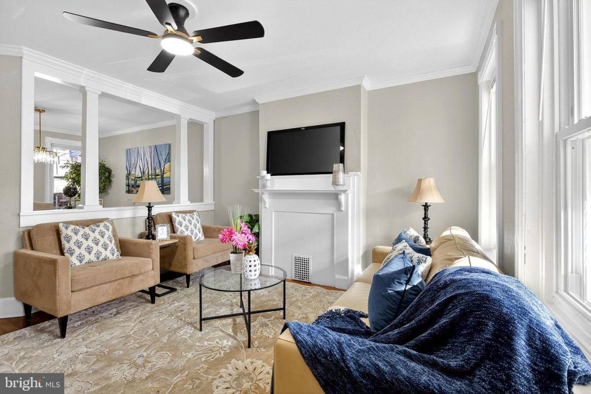 Townhouse for rent at 2923 N Washington St, Wilmington, DE 19802