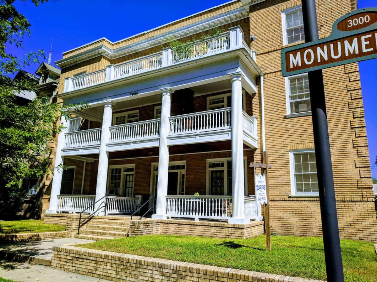Apartment for rent at 3000 Monument Ave, Richmond, VA 23221