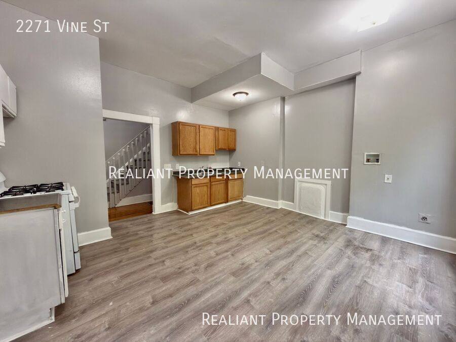 Townhouse for rent at 2271 Vine St, Cincinnati, OH 45219
