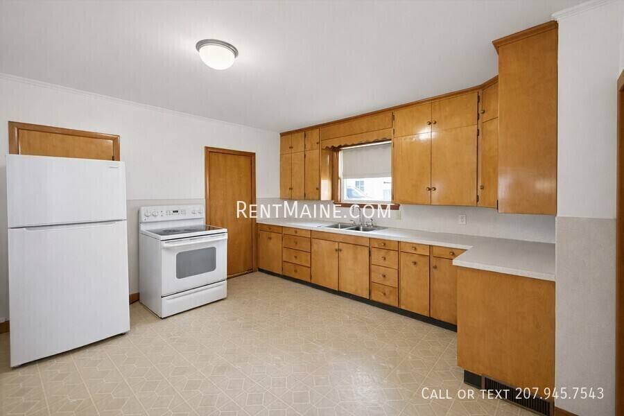 Apartment for rent at 445 Main St #A, Old Town, ME 04468
