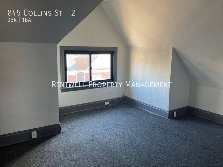 Apartment for rent at 845 Collins St #2, Pittsburgh, PA 15206