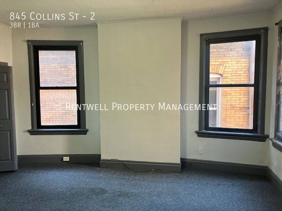 Apartment for rent at 845 Collins St #2, Pittsburgh, PA 15206