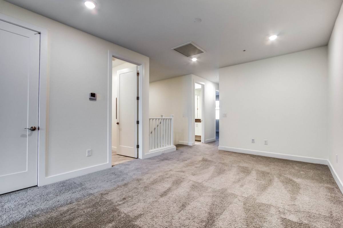 Townhouse for rent at 3855 S McQueen Rd, Chandler, AZ 85286