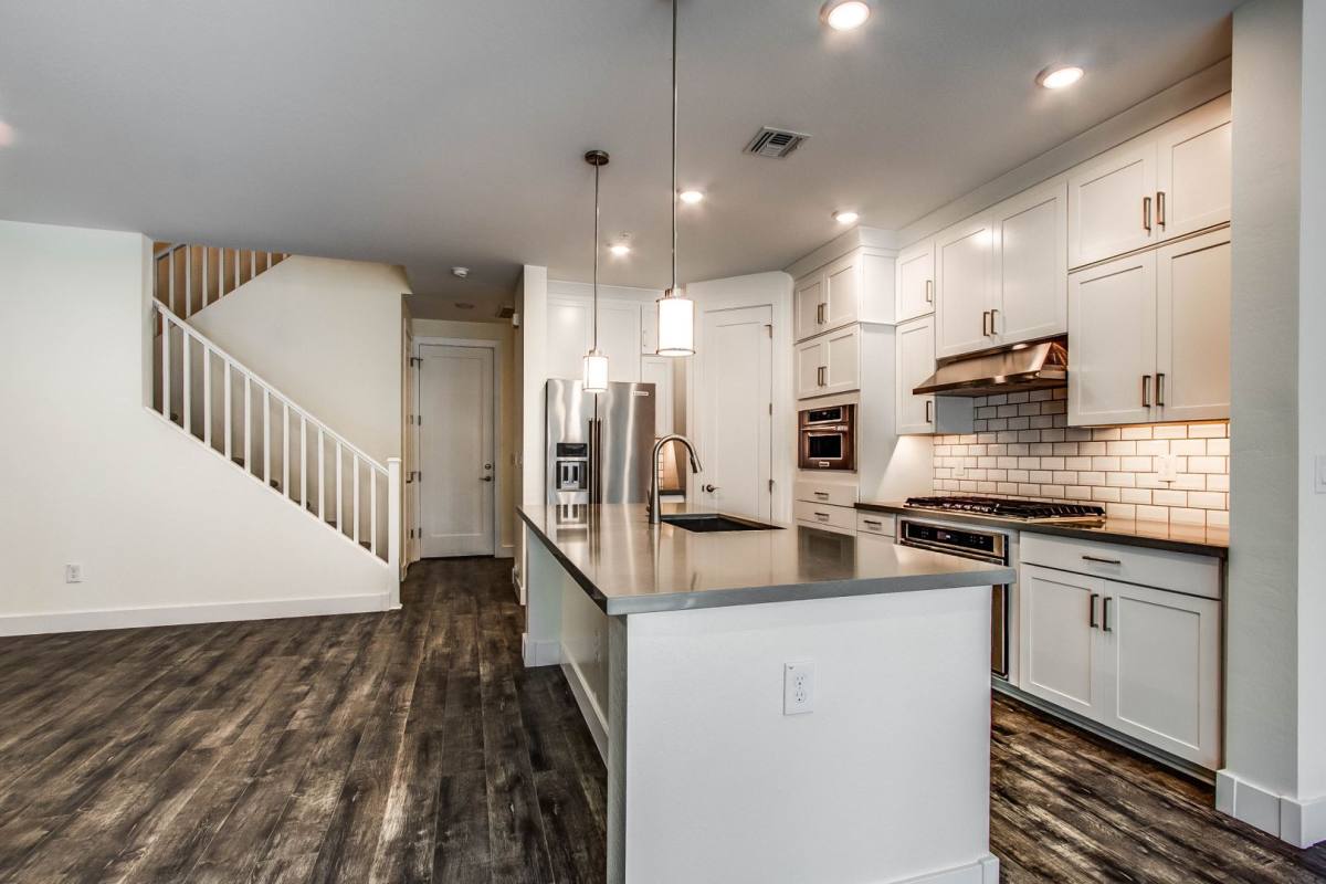 Townhouse for rent at 3855 S McQueen Rd, Chandler, AZ 85286