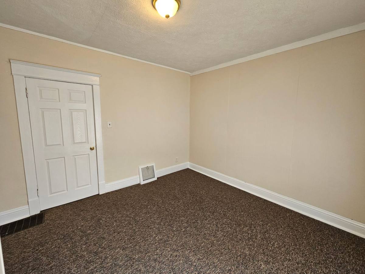 Apartment for rent at 519 Howard St, South Bend, IN 46617