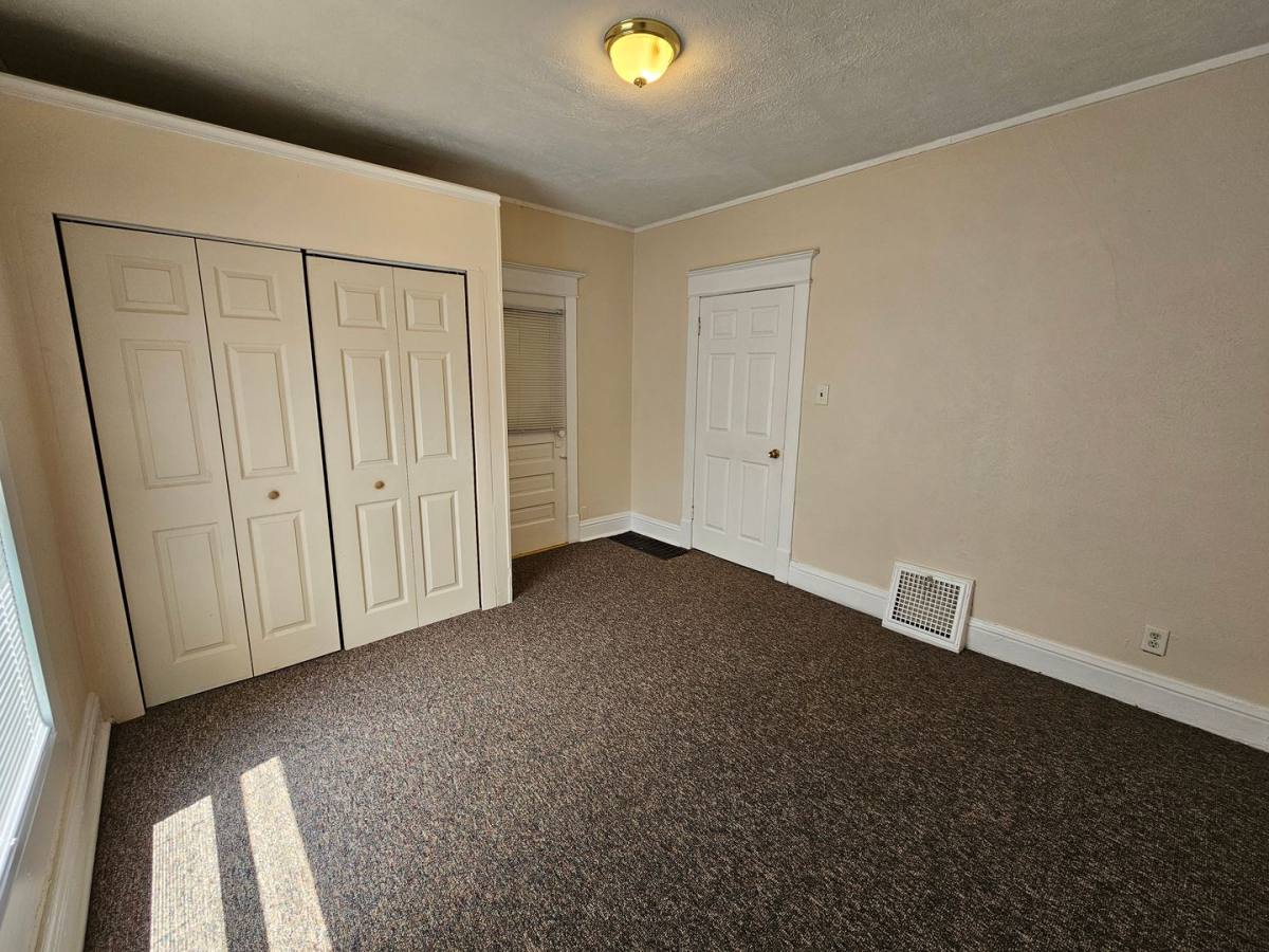 Apartment for rent at 519 Howard St, South Bend, IN 46617