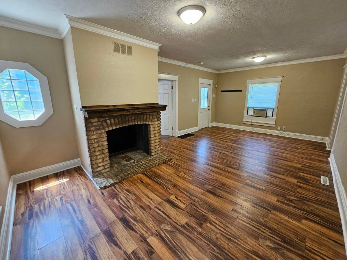 Apartment for rent at 519 Howard St, South Bend, IN 46617