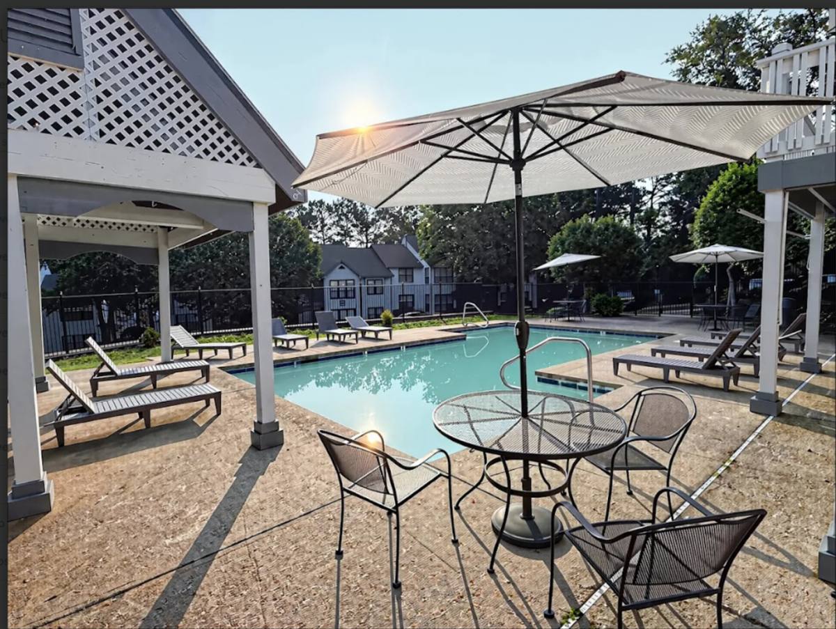 Apartment for rent at 1858 Thompson Bridge Rd, Gainesville, GA 30501
