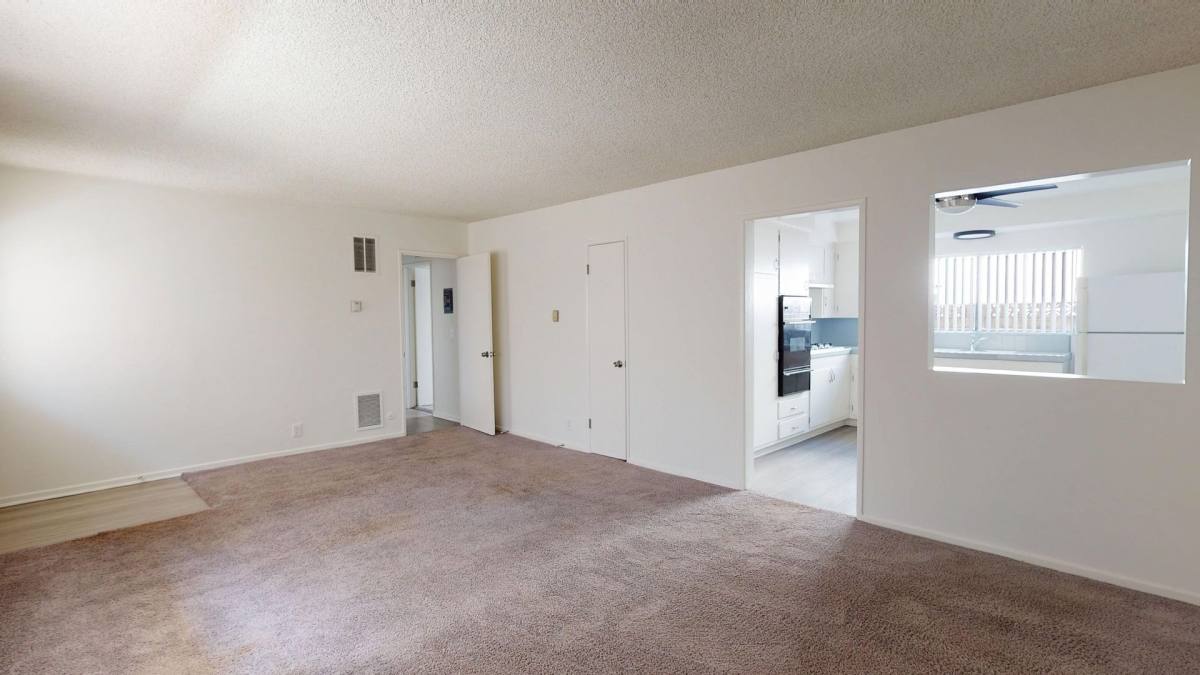 Apartment for rent at 2266 Del Mar Rd, Montrose, CA 91020