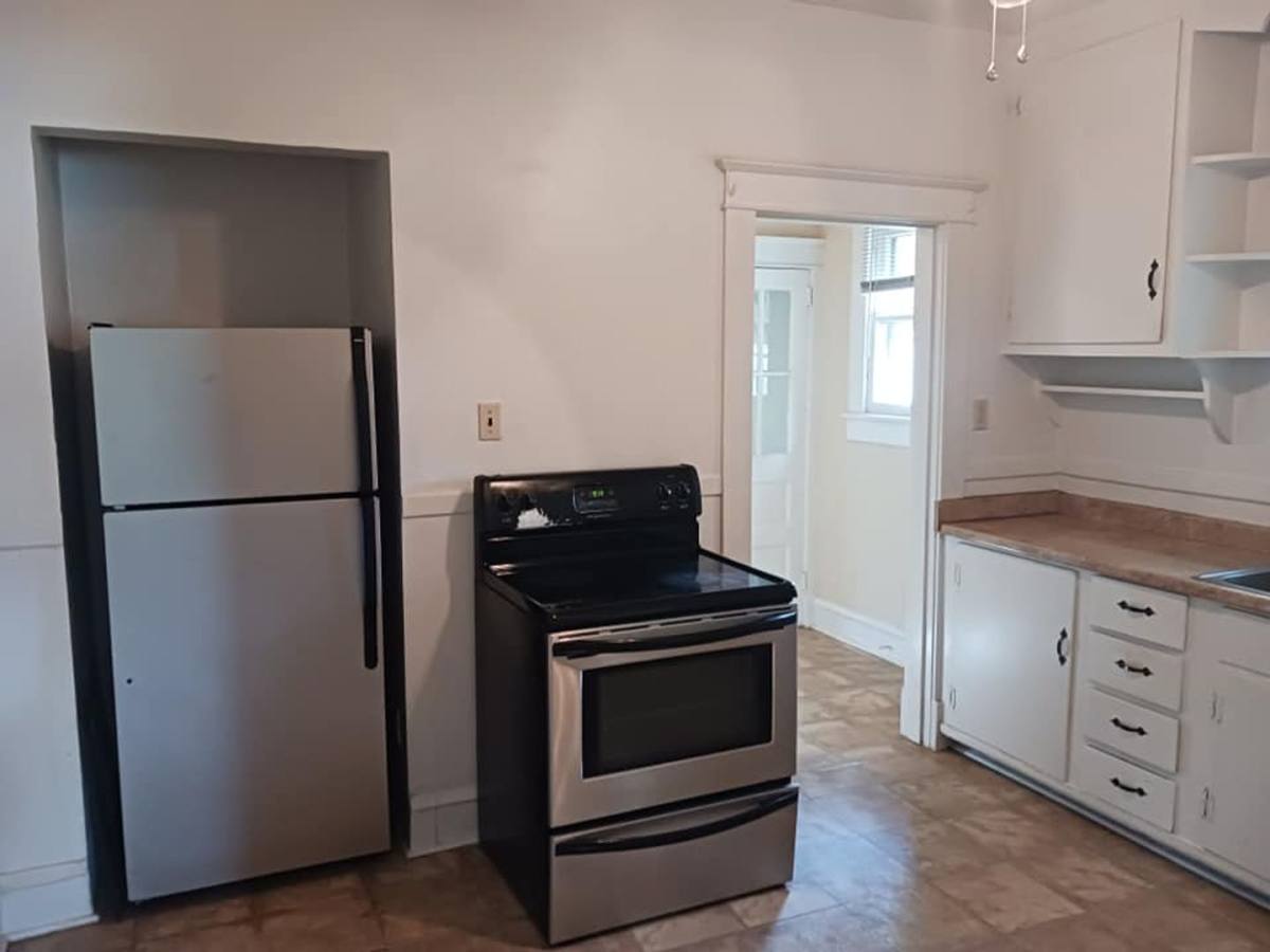 House for rent at 305 Old Point Ave, Hampton, VA 23669