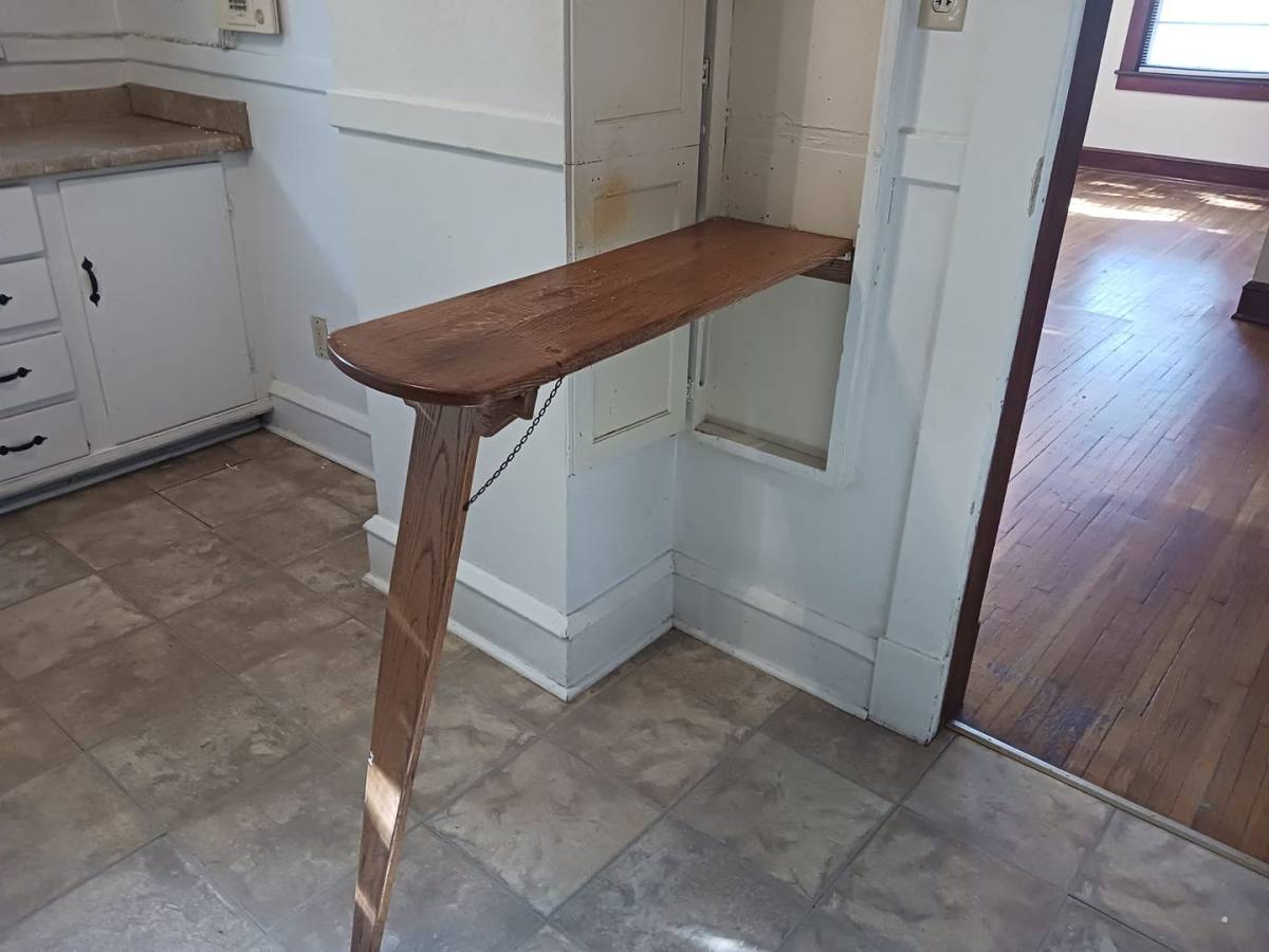 House for rent at 305 Old Point Ave, Hampton, VA 23669