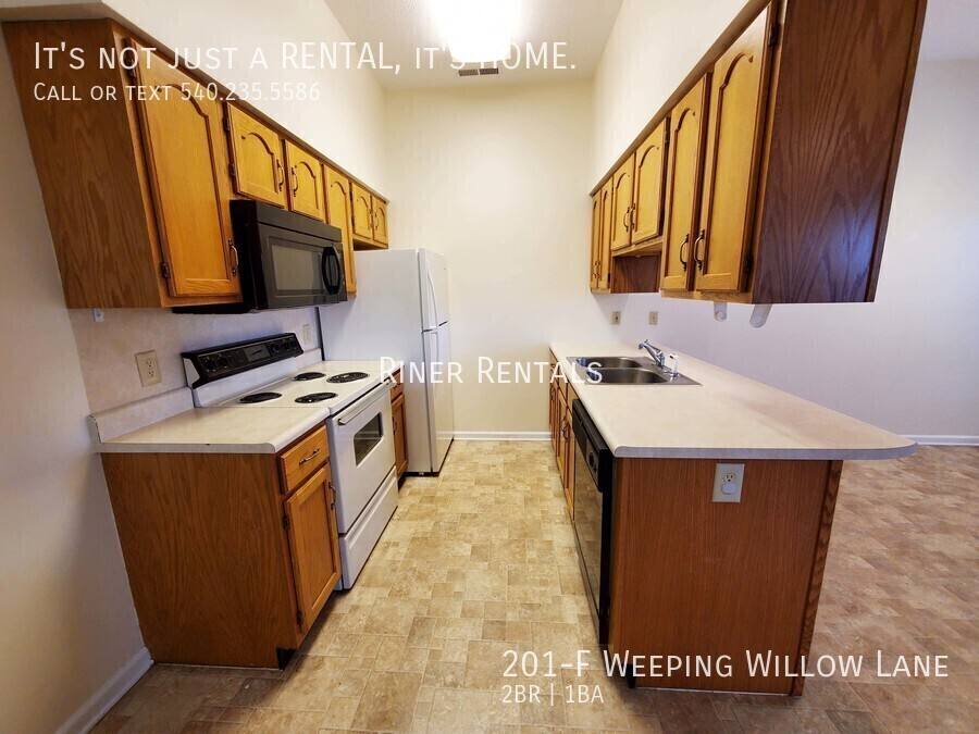 Apartment for rent at 201-F Weeping Willow Lane, Bridgewater, VA 22812