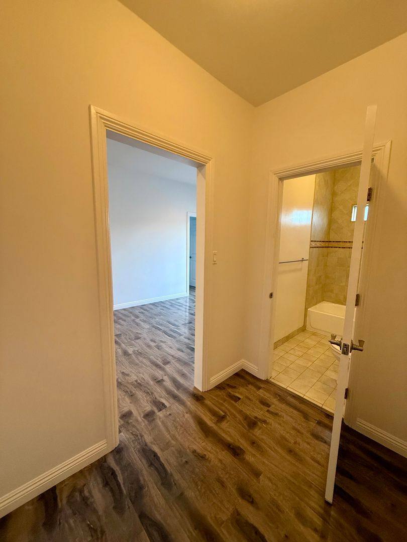 Apartment for rent at 1534 Winona Blvd, Los Angeles, CA 90027