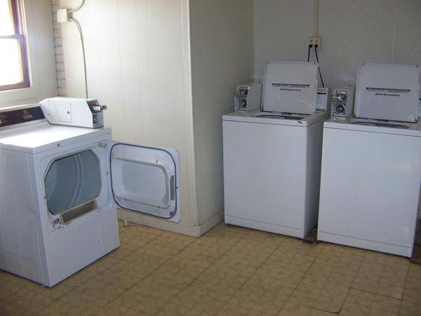 Apartment for rent at 1152 E Elm St, Springfield, MO 65806