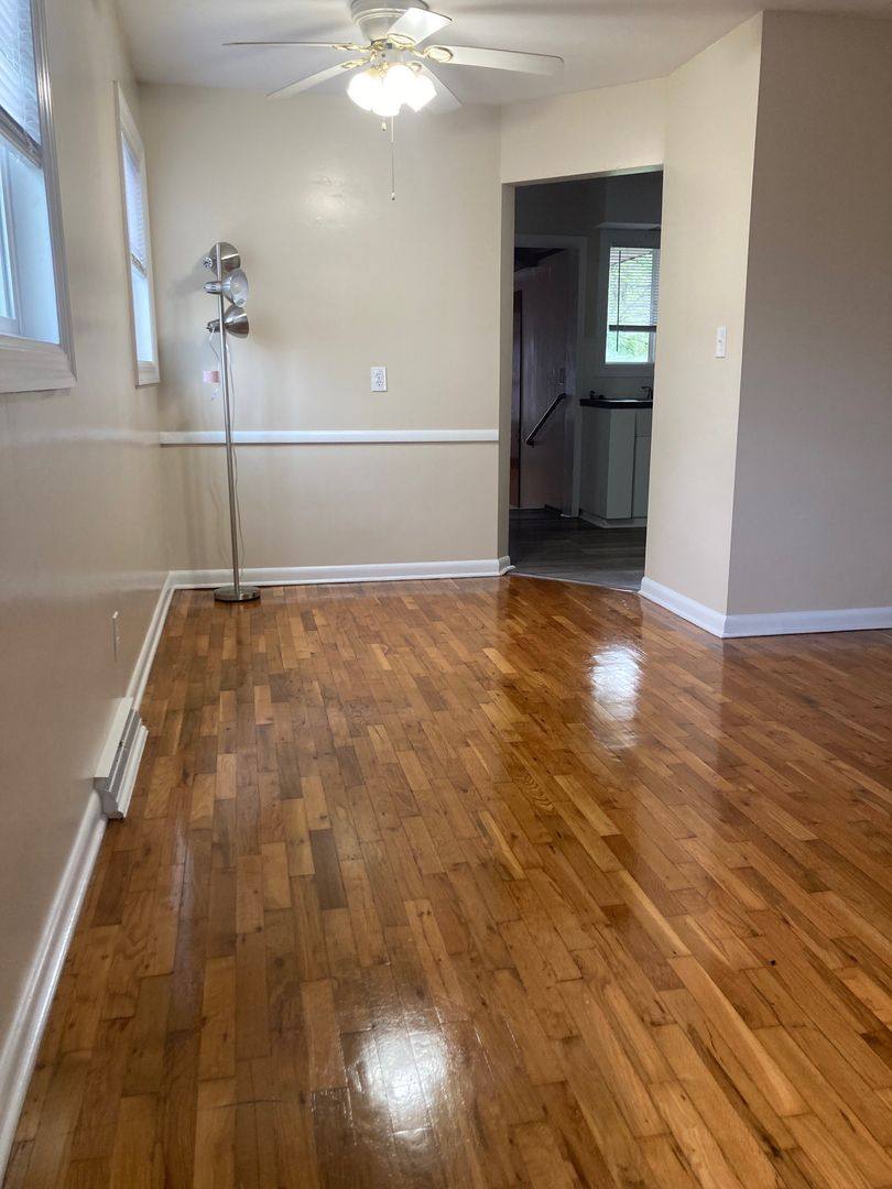 Apartment for rent at 2718-2720 S Stewart, Springfield, MO 65804