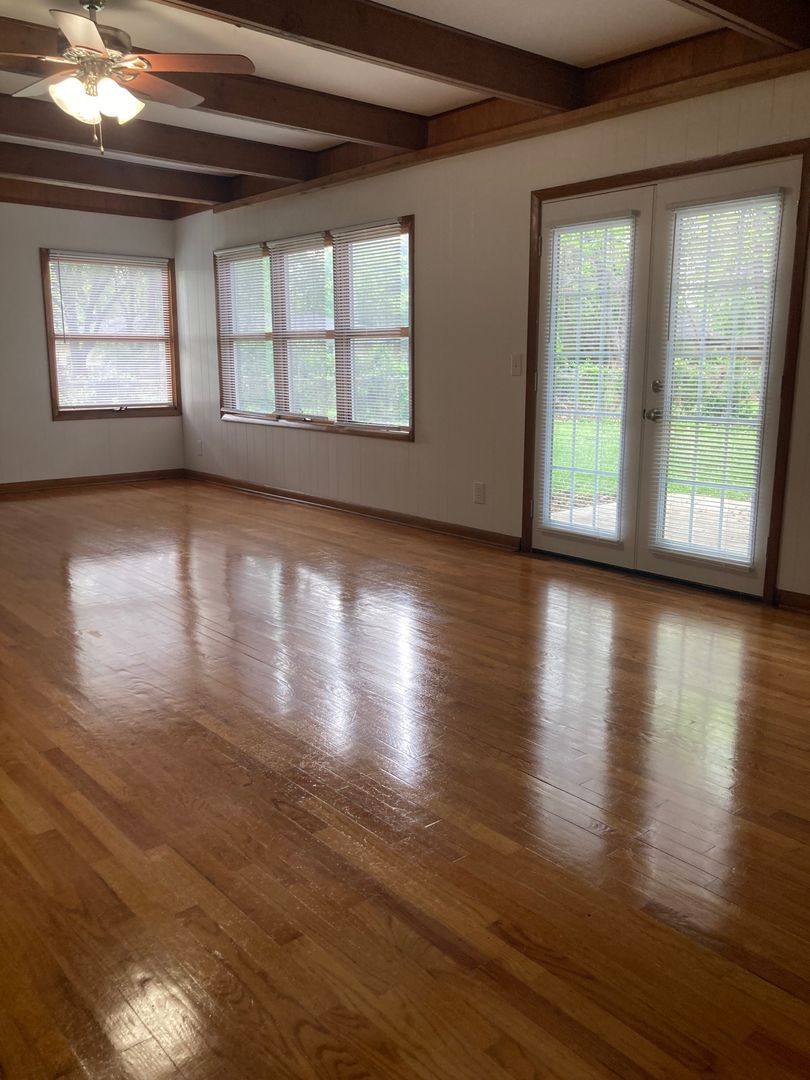 Apartment for rent at 2718-2720 S Stewart, Springfield, MO 65804