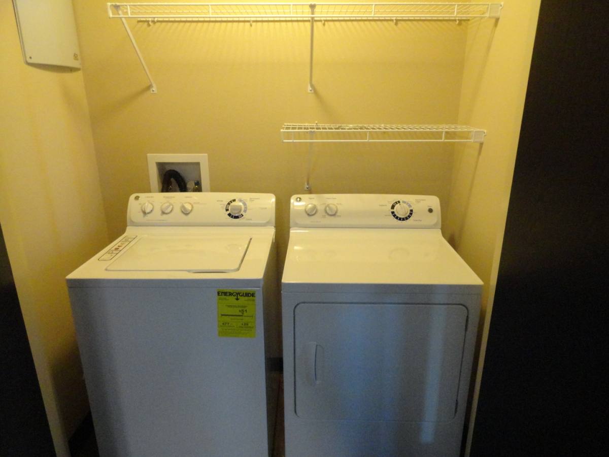 Apartment for rent at 627 E Bear Blvd, Springfield, MO 65806