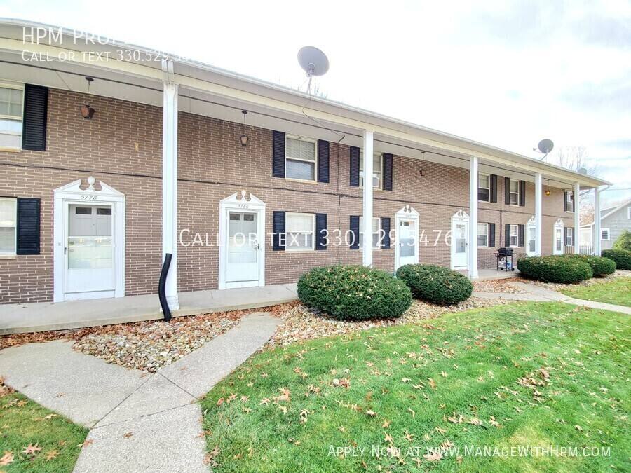 Townhouse for rent at 5780 Portage St NW, North Canton, OH 44720