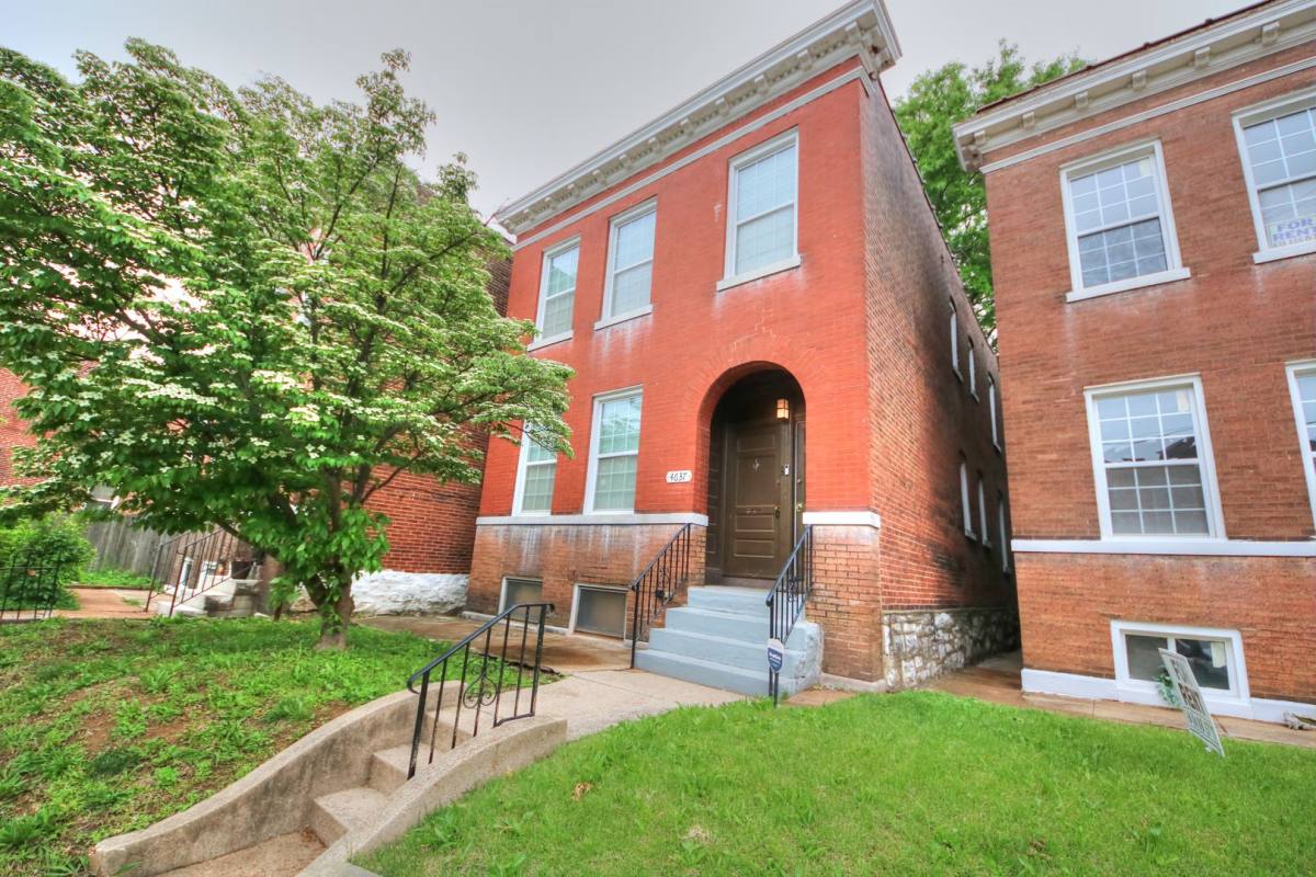 Apartment for rent at 4637 Virginia Ave, Saint Louis, MO 63111
