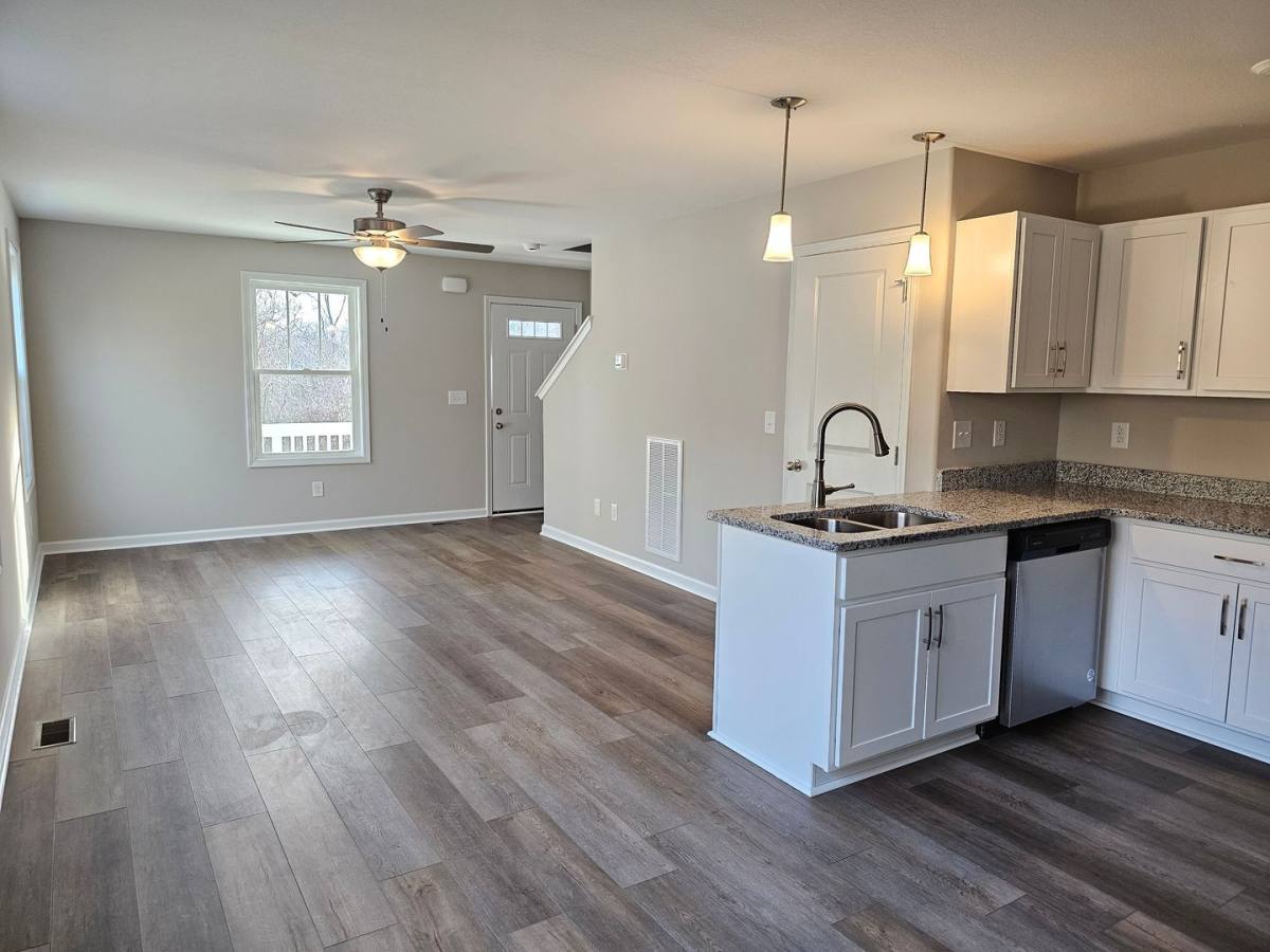 Townhouse for rent at 161 Hadley Dr, Clarksville, TN 37042