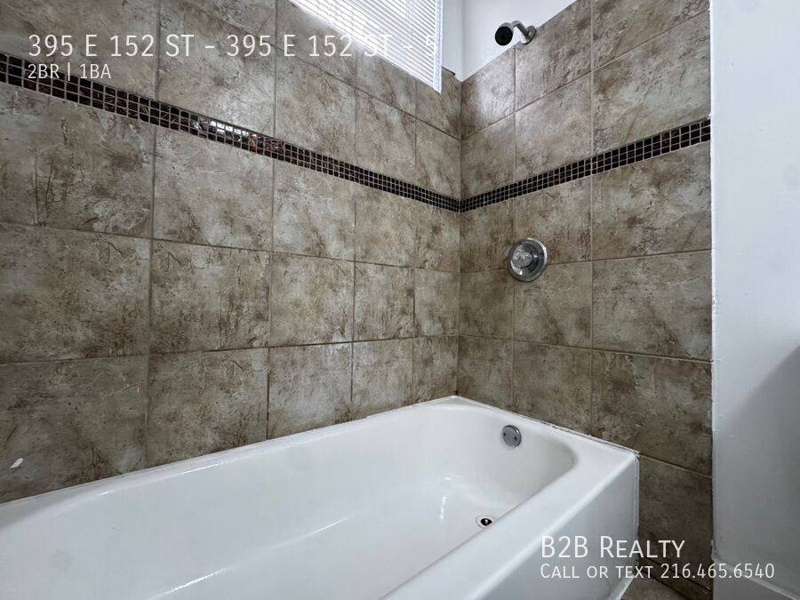 Apartment for rent at 395 E 152 St #5, Cleveland, OH 44110