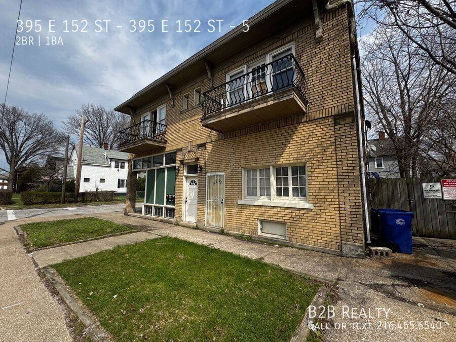 Apartment for rent at 395 E 152 St #5, Cleveland, OH 44110