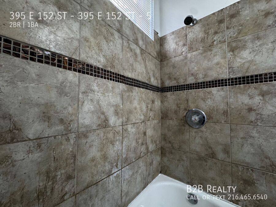 Apartment for rent at 395 E 152 St #5, Cleveland, OH 44110