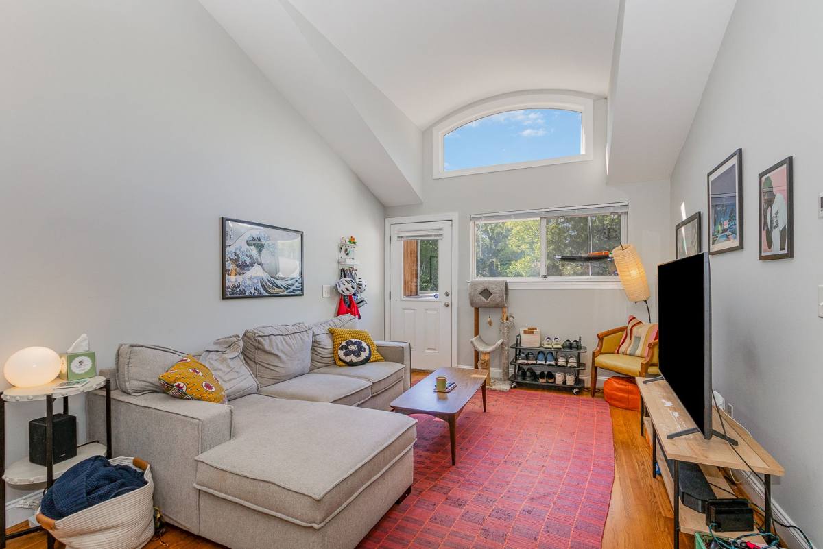 Apartment for rent at 116-118 Bim St, Carrboro, NC 27510
