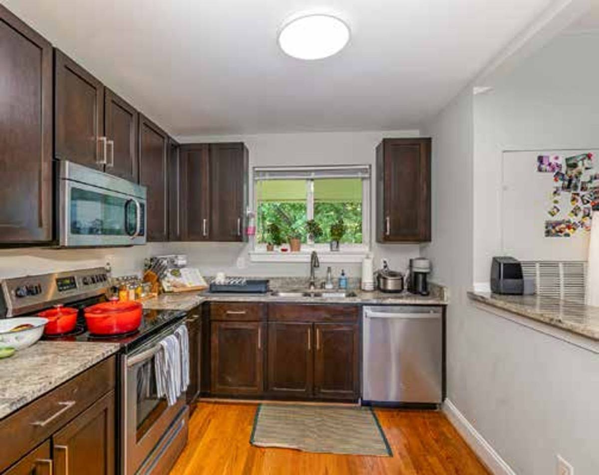 Apartment for rent at 116-118 Bim St, Carrboro, NC 27510
