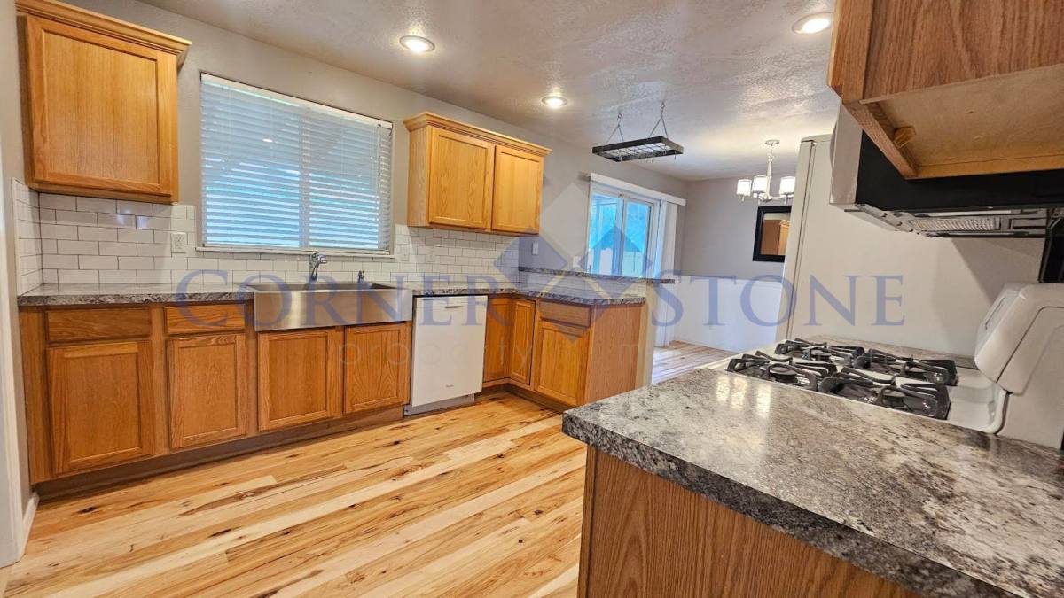 House for rent at 1919 E Lost River Ave, Nampa, ID 83686