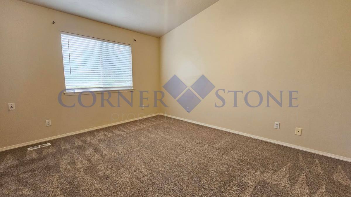 House for rent at 1919 E Lost River Ave, Nampa, ID 83686