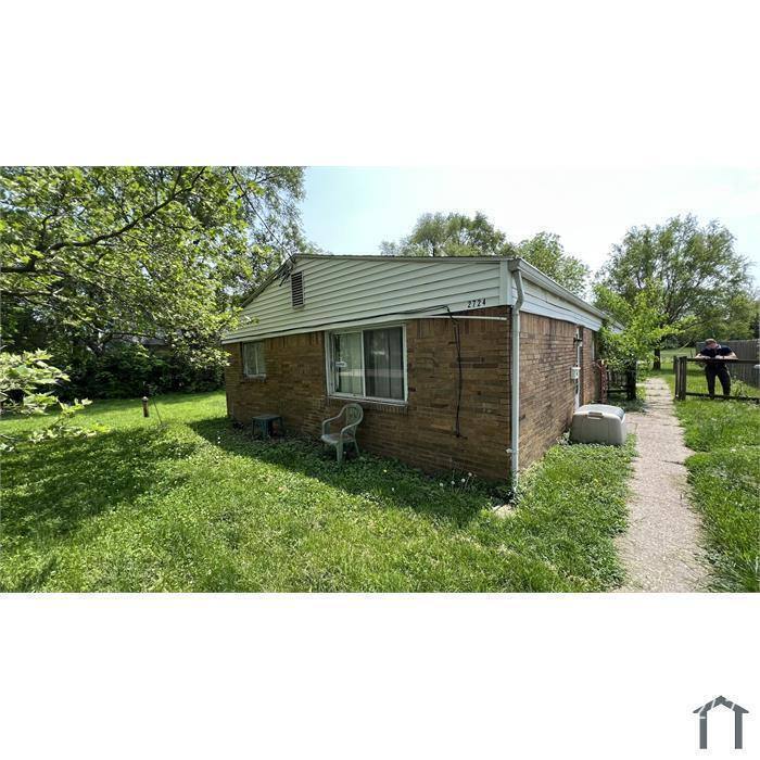 Apartment for rent at 2724 Fremont #A, Toledo, OH 43605