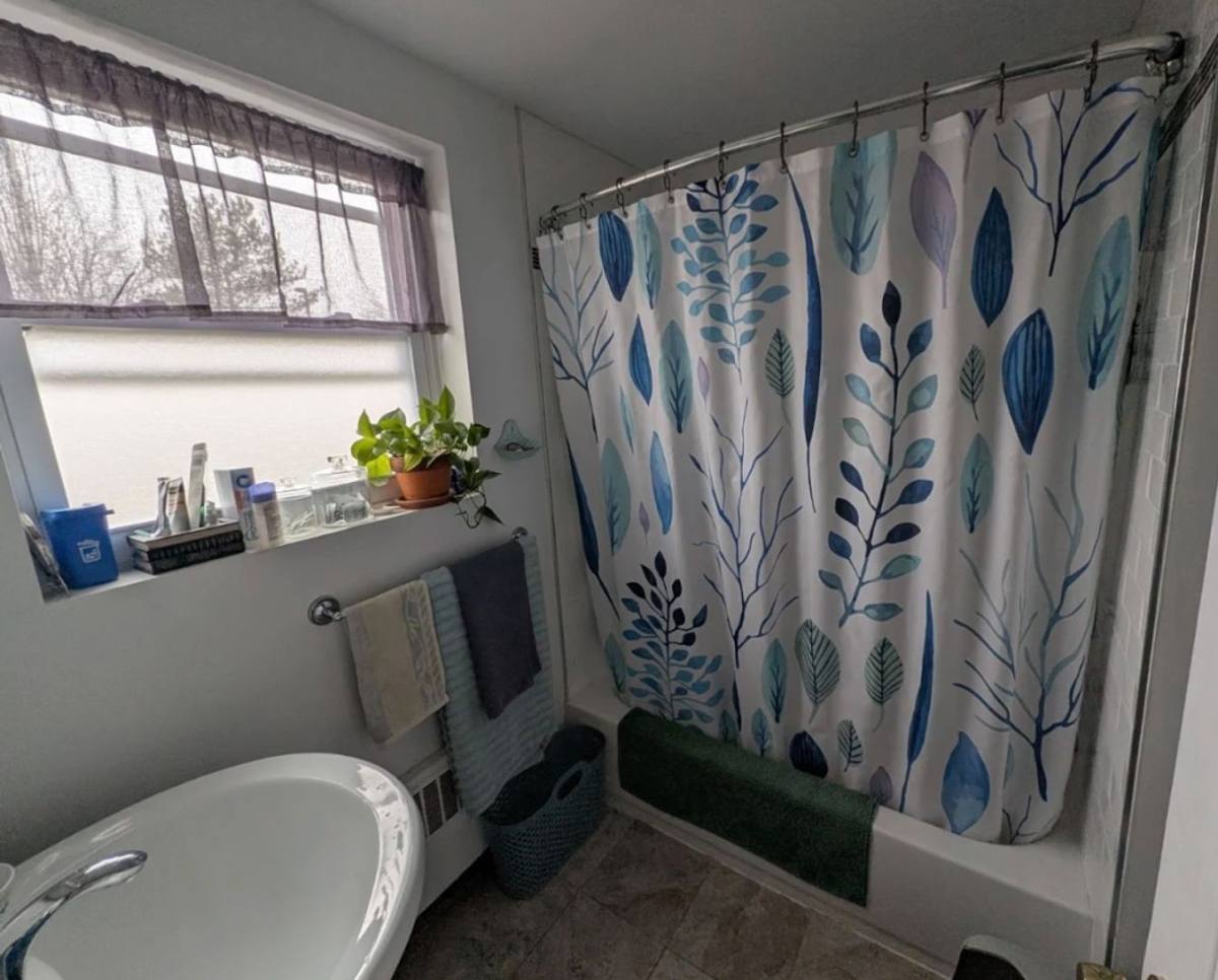 Apartment for rent at 15-23, Forrest Dr, Rensselaer, NY 12144