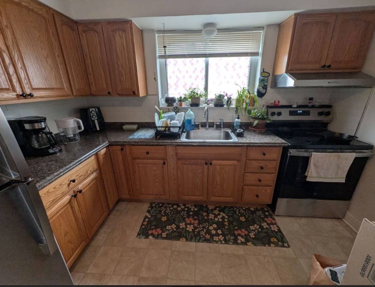 Apartment for rent at 15-23, Forrest Dr, Rensselaer, NY 12144