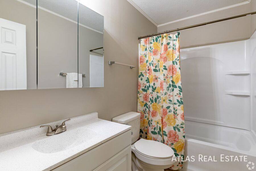 Apartment for rent at 108 Highland Park Dr, Athens, GA 30605