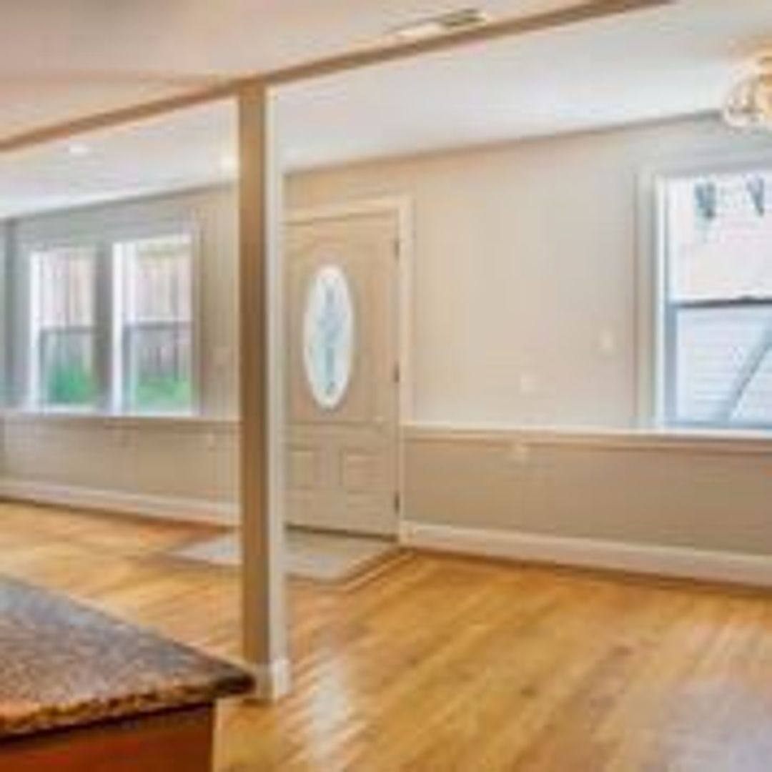 Apartment for rent at 244-246 6th Ave, San Francisco, CA 94118