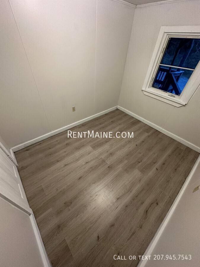 Apartment for rent at 171 Riverside Dr #4, Eddington, ME 04428