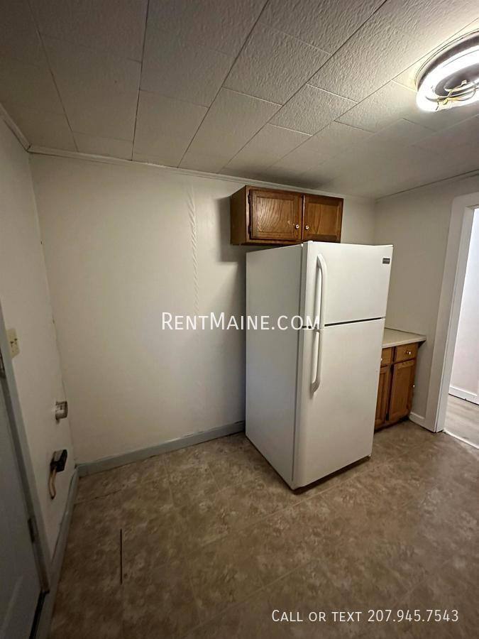 Apartment for rent at 171 Riverside Dr #4, Eddington, ME 04428