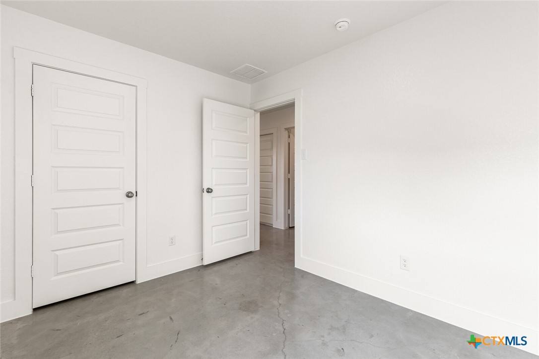 Townhouse for rent at 522 Campus St #522, Troy, TX 76579