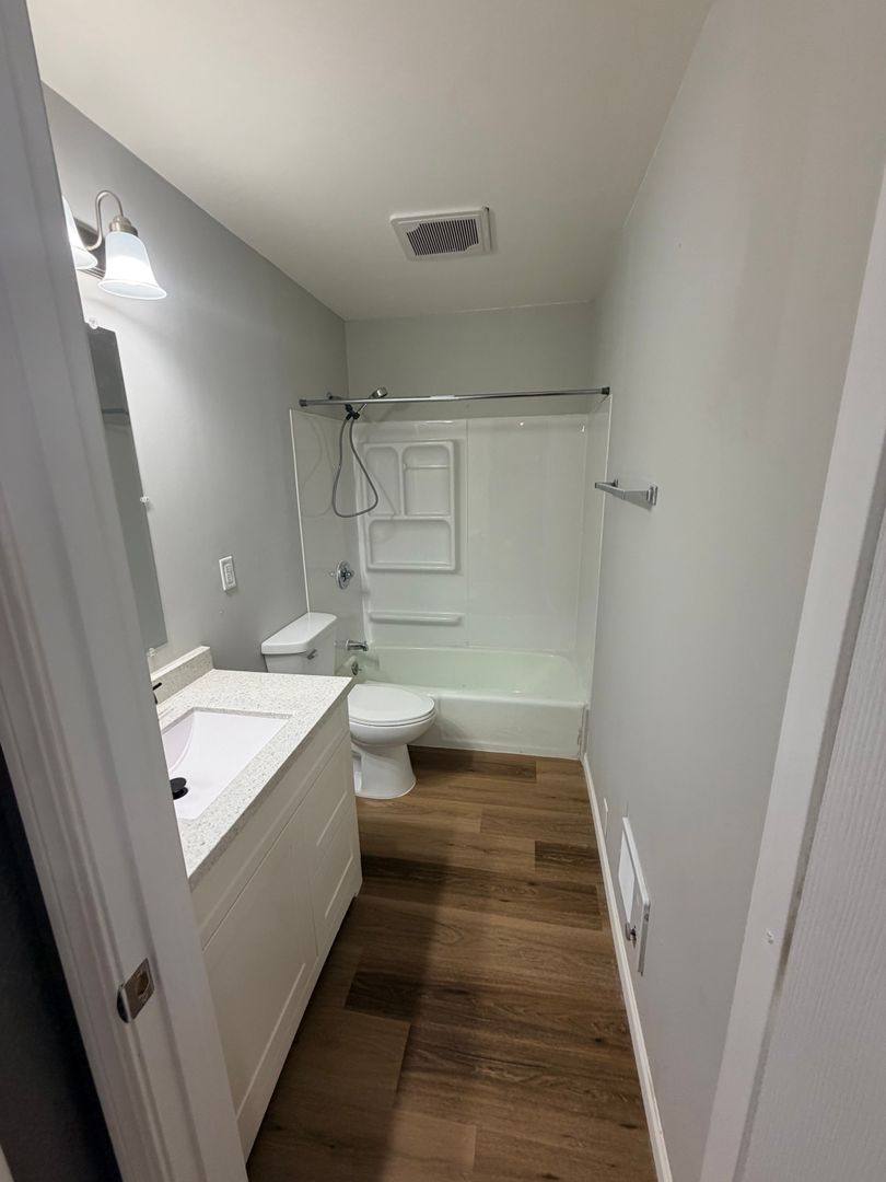 Apartment for rent at 201 Maple Ave #4, Waukesha, WI 53186