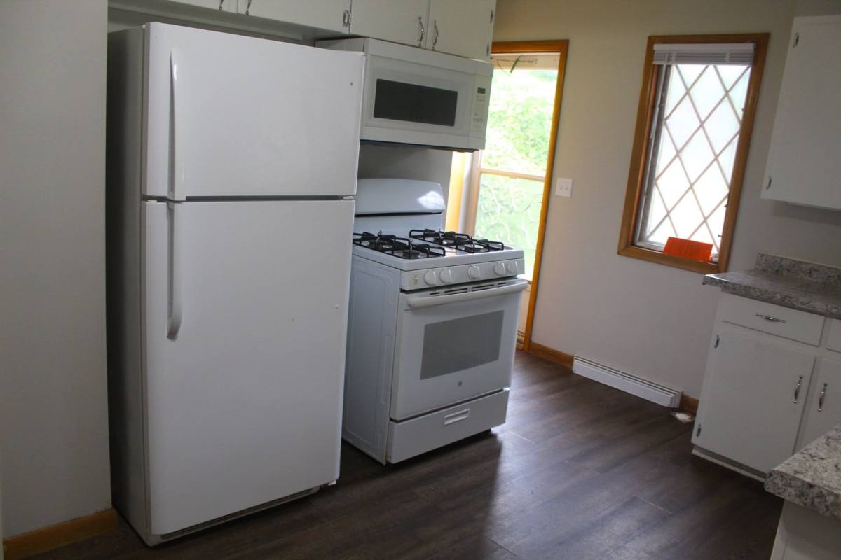 Townhouse for rent at 2237 Mount Vernon Rd SE, Cedar Rapids, IA 52403