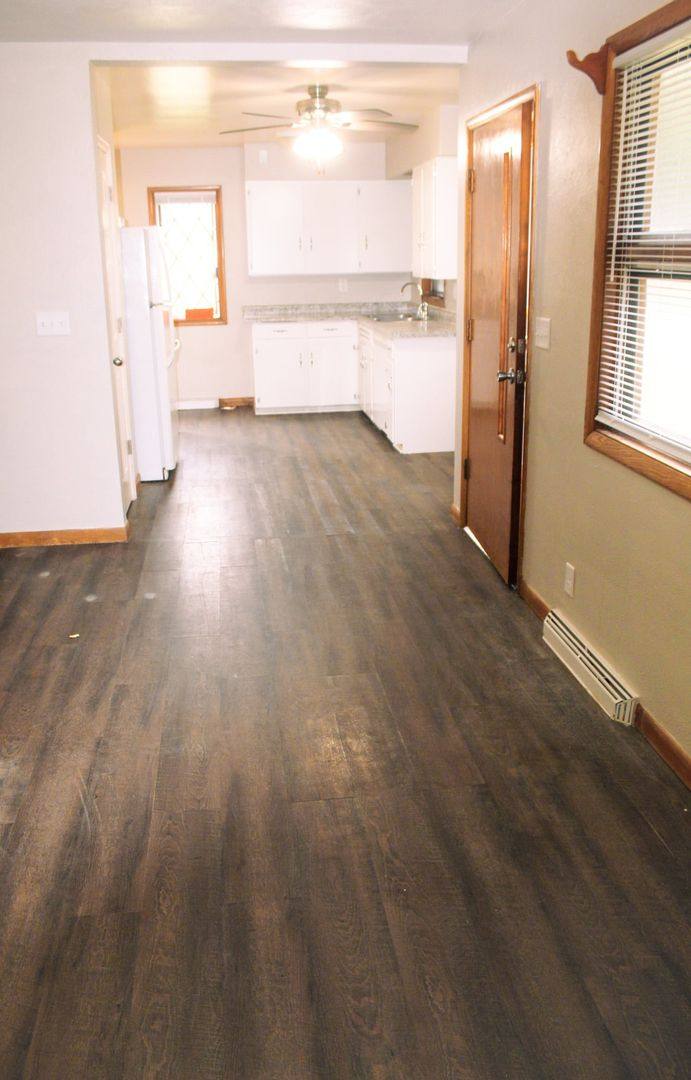 Townhouse for rent at 2237 Mount Vernon Rd SE, Cedar Rapids, IA 52403
