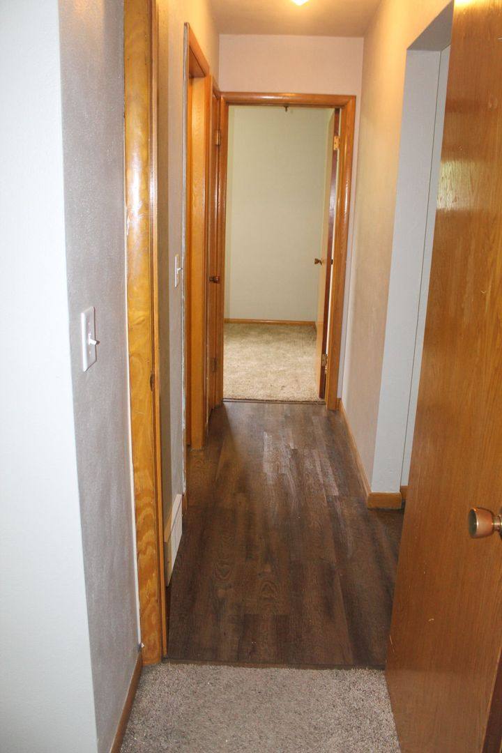 Townhouse for rent at 2237 Mount Vernon Rd SE, Cedar Rapids, IA 52403