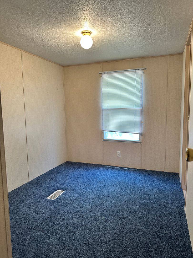 Apartment for rent at 149 Vint Bonner, Bandera, TX 78003