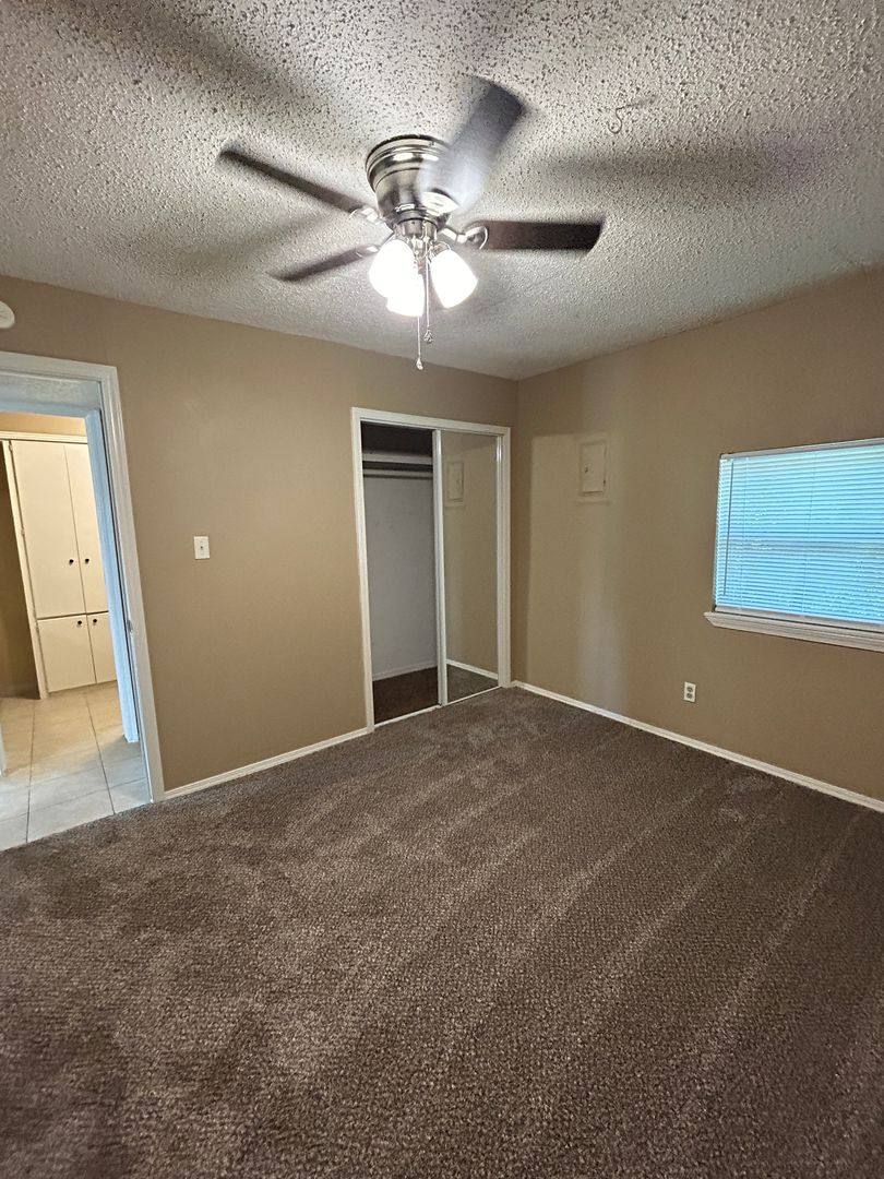 Apartment for rent at 6202 1 2 NW Elm Ave, Lawton, OK 73505