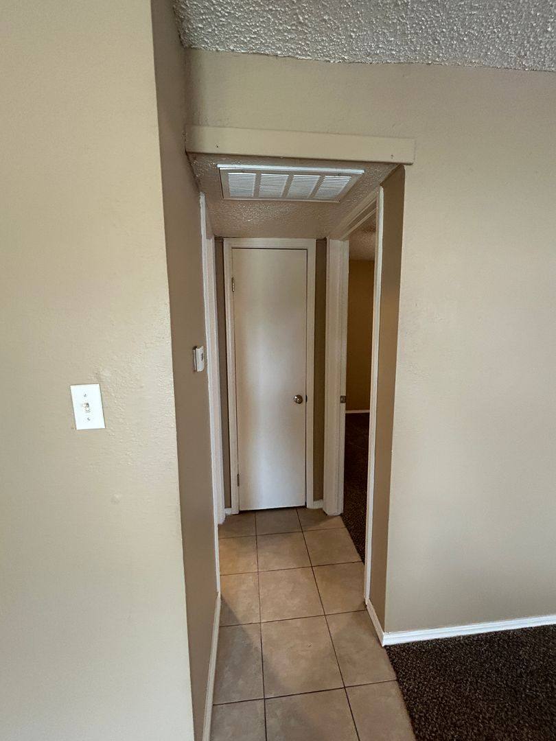 Apartment for rent at 6202 1 2 NW Elm Ave, Lawton, OK 73505