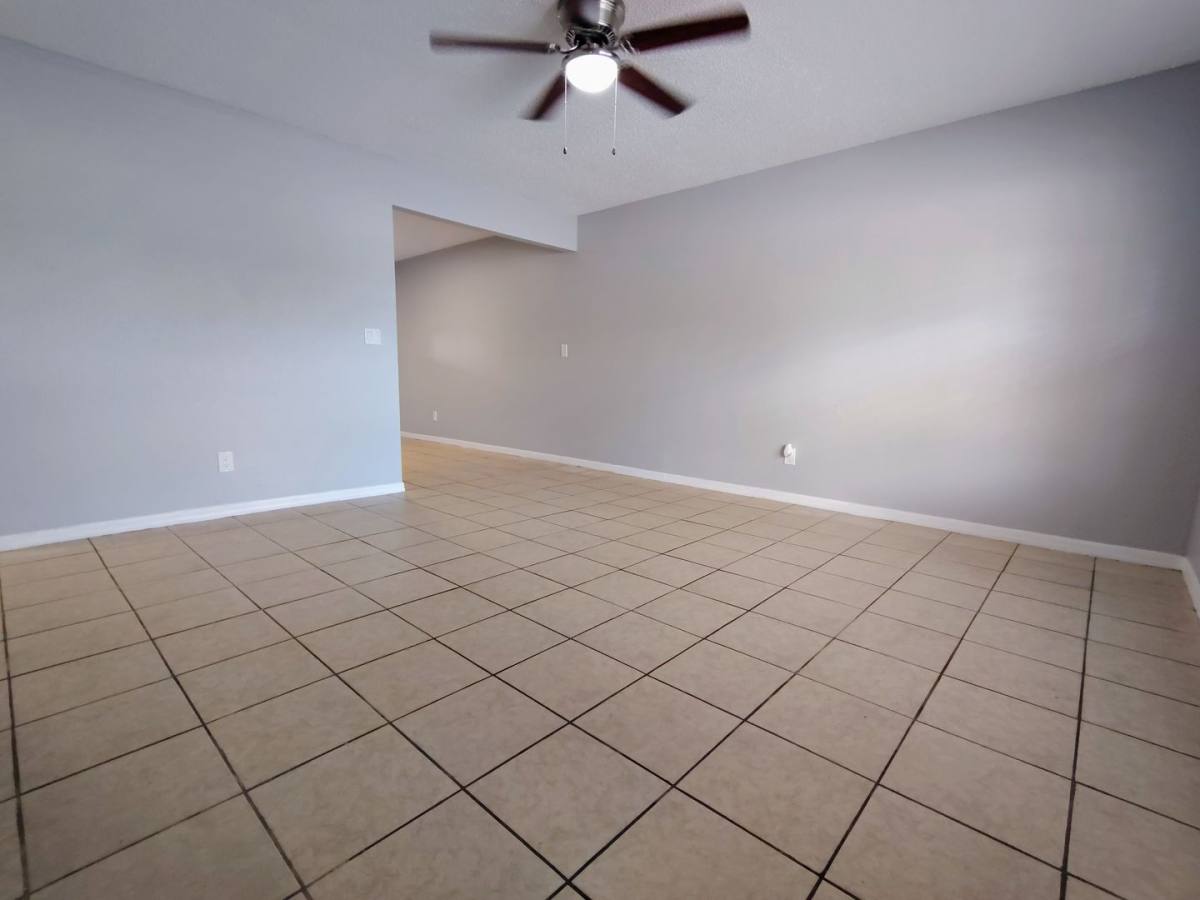 Apartment for rent at 9402-9563 Lynn Lane, Seminole, FL 33777